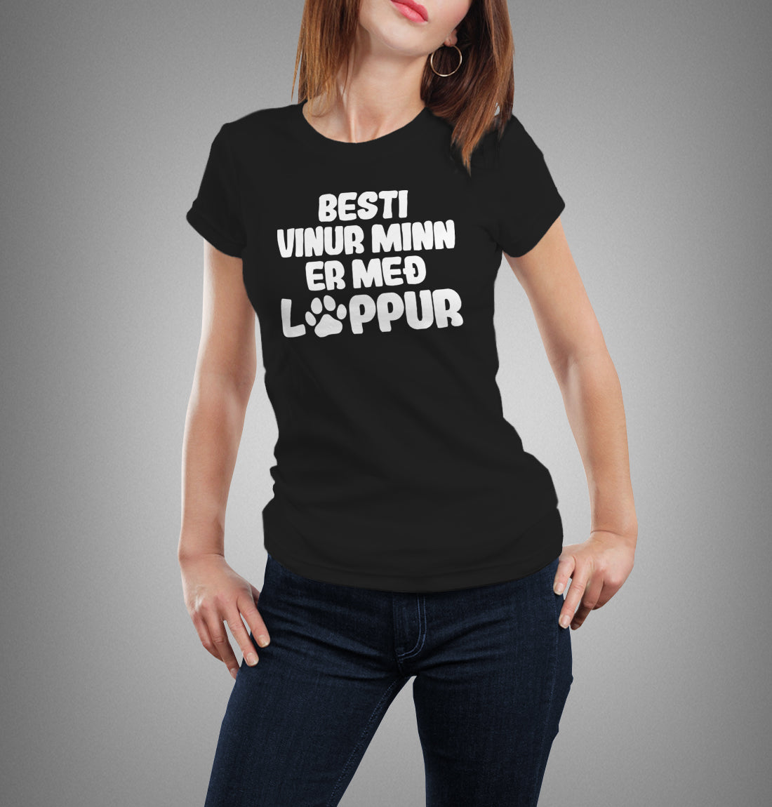 BESTI VINUR MINN ER MEÐ LOPPUR - stuttermabolur