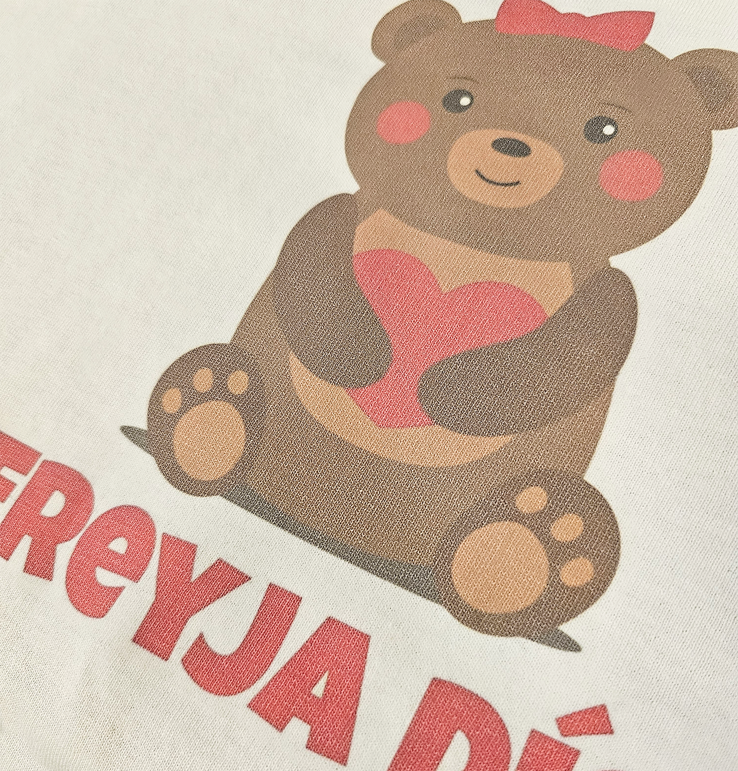 Barnabolur - með Bangsa og nafni barnsins - Hvítur bolur