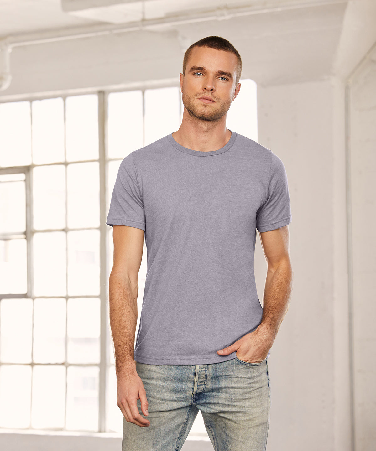 Stuttermabolir - Unisex Sueded Tee