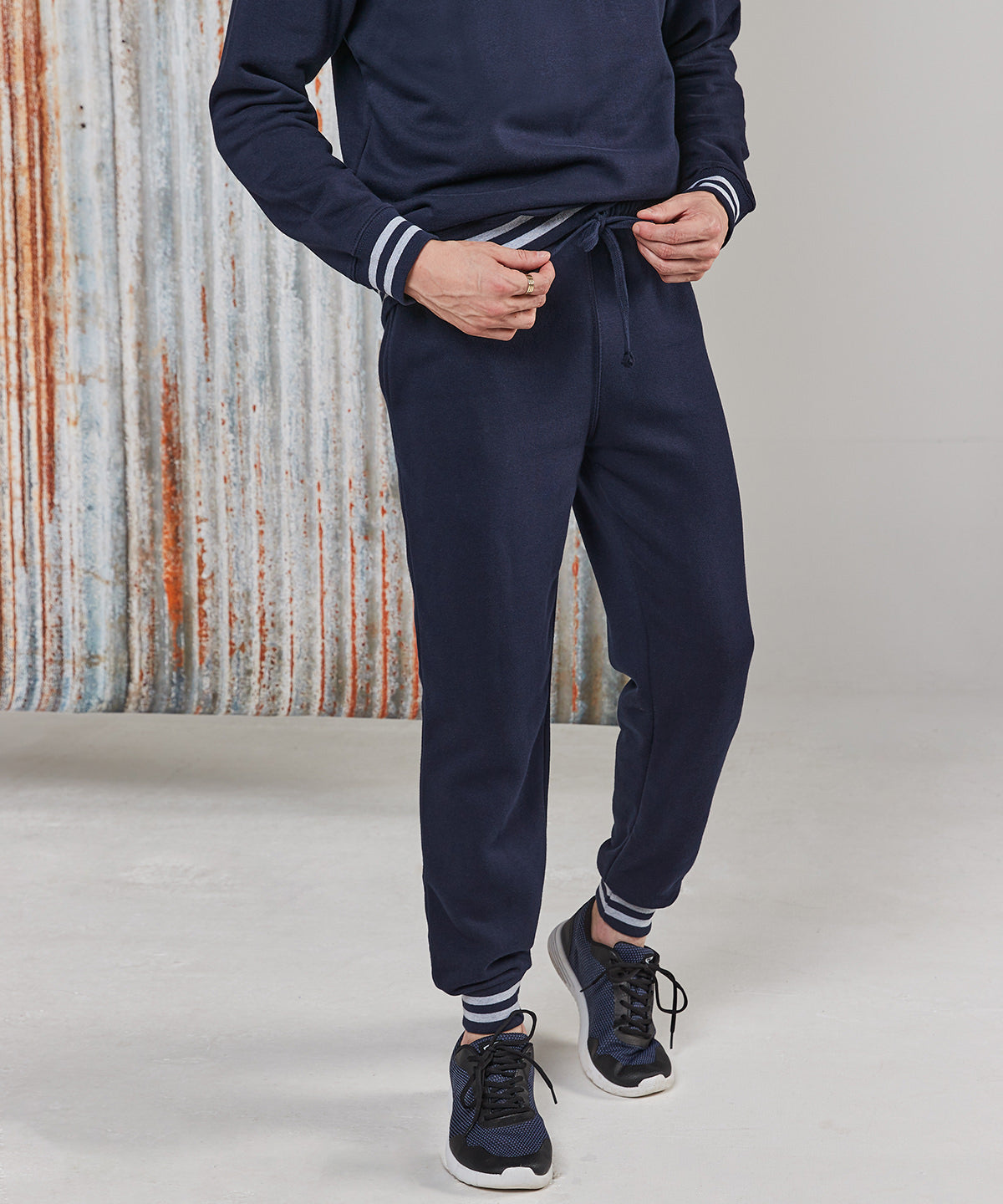 Joggingbuxur - Joggers With Striped Cuffs