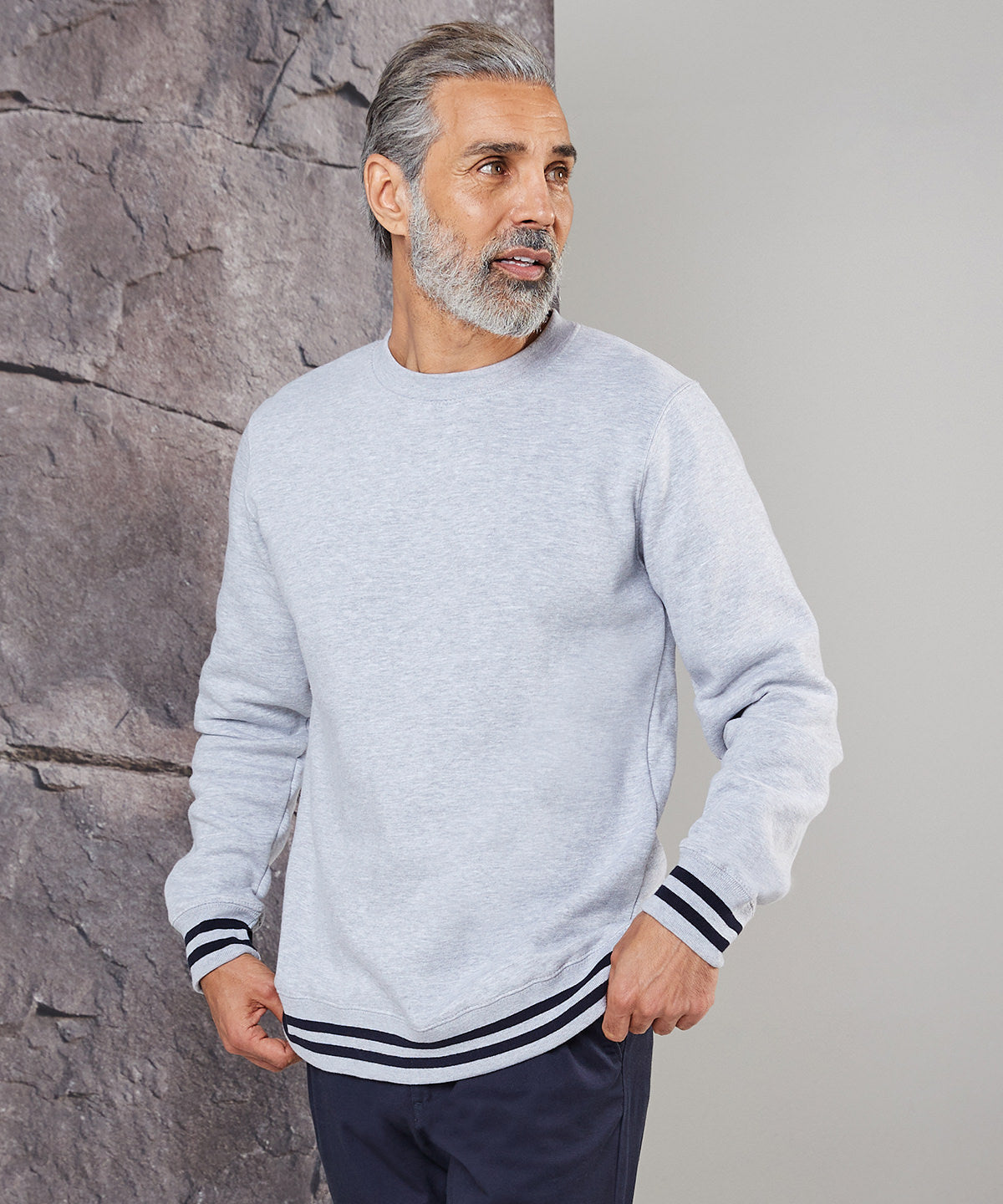 Háskólapeysur - Sweatshirt With Striped Cuffs