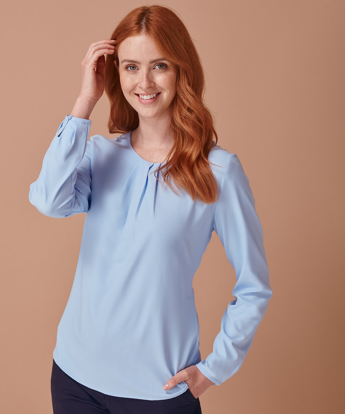 Blússur - Women's Pleat Front Long Sleeve Blouse