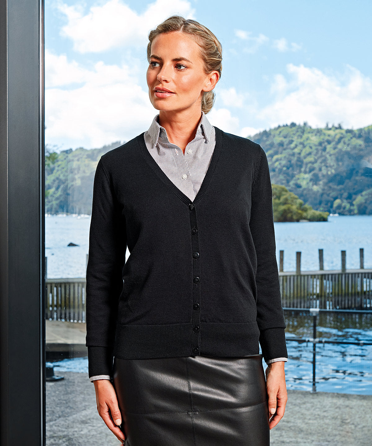 Cardigans - Women's Button-through Knitted Cardigan