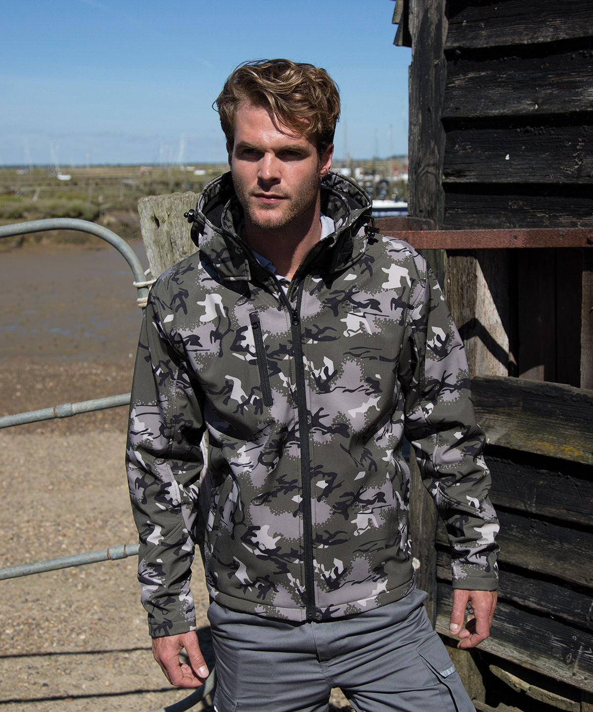 Jakkar - Camo TX Performance Hooded Softshell Jacket
