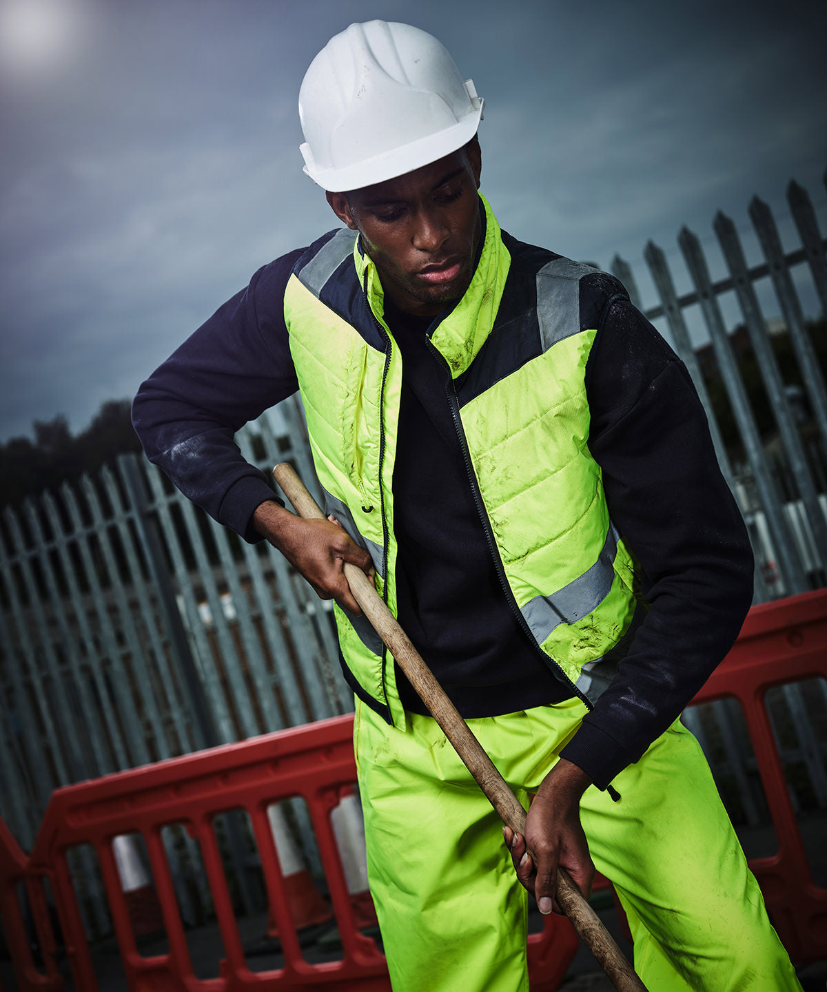Jakkar - Pro Hi-vis Thermal Bodywarmer
