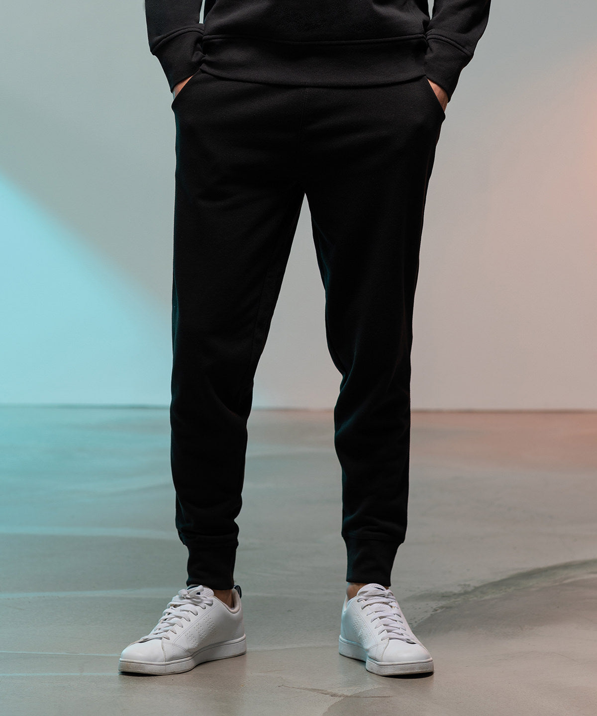 Joggingbuxur - Slim Cuffed Joggers