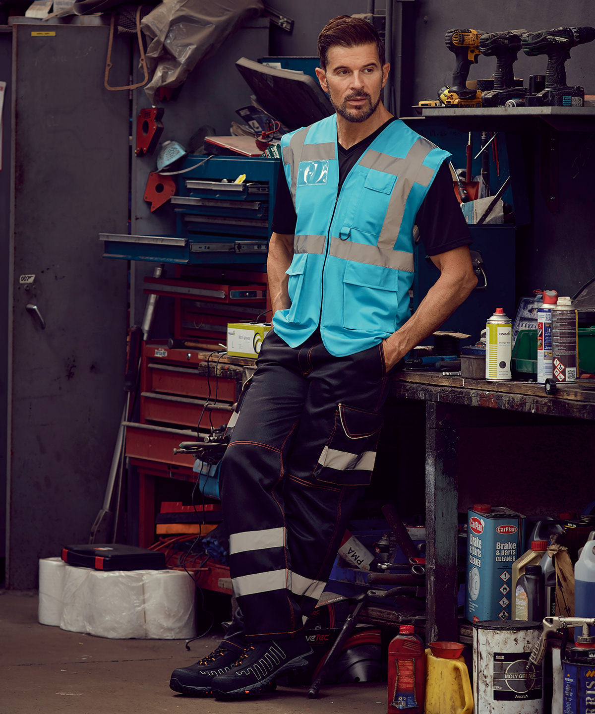 Öryggisvesti - Multifunctional Executive Hi-vis Waistcoat (HVW801)