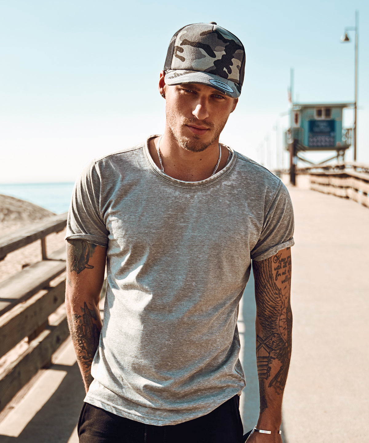 Húfur - Camo Trucker Cap (6606C)