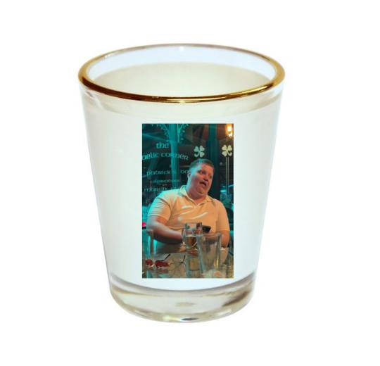 1,5oz skotglas (Hvítt og gyllt) - Hannaðu þitt eigið