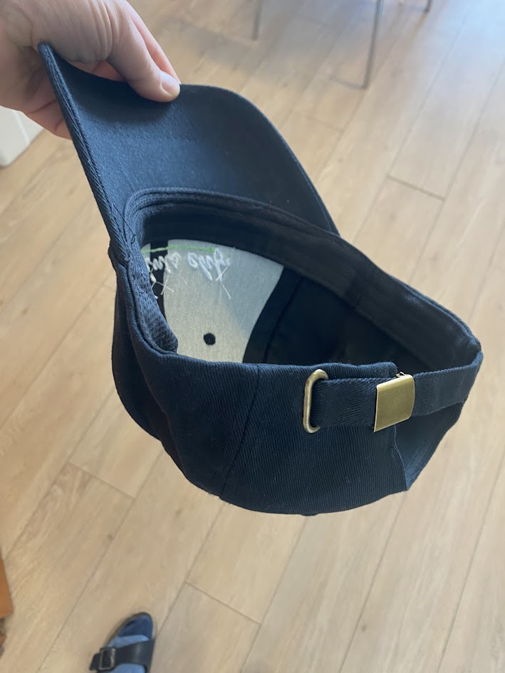 Sérmerktar derhúfur