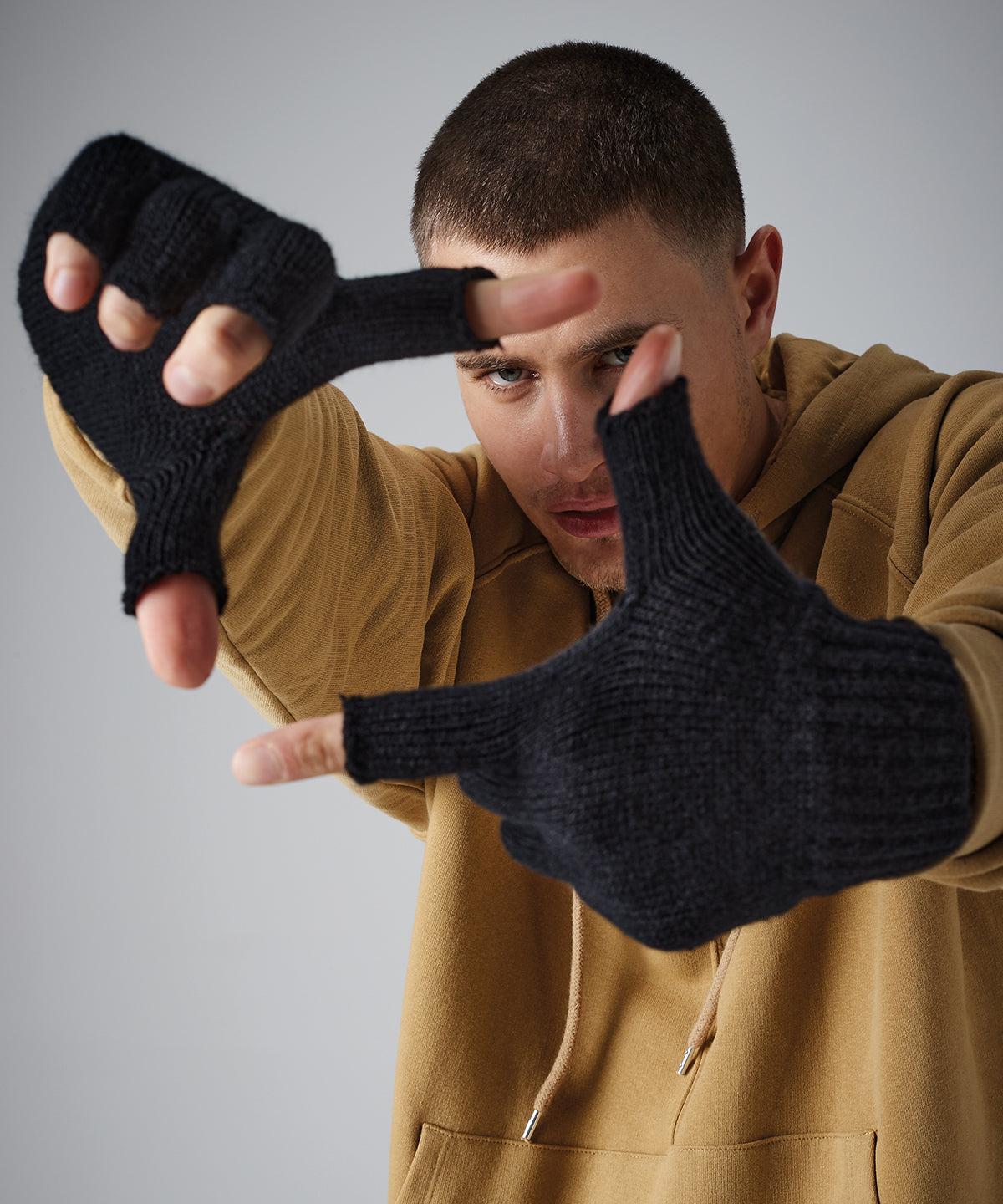 Hanska - Fingerless Gloves