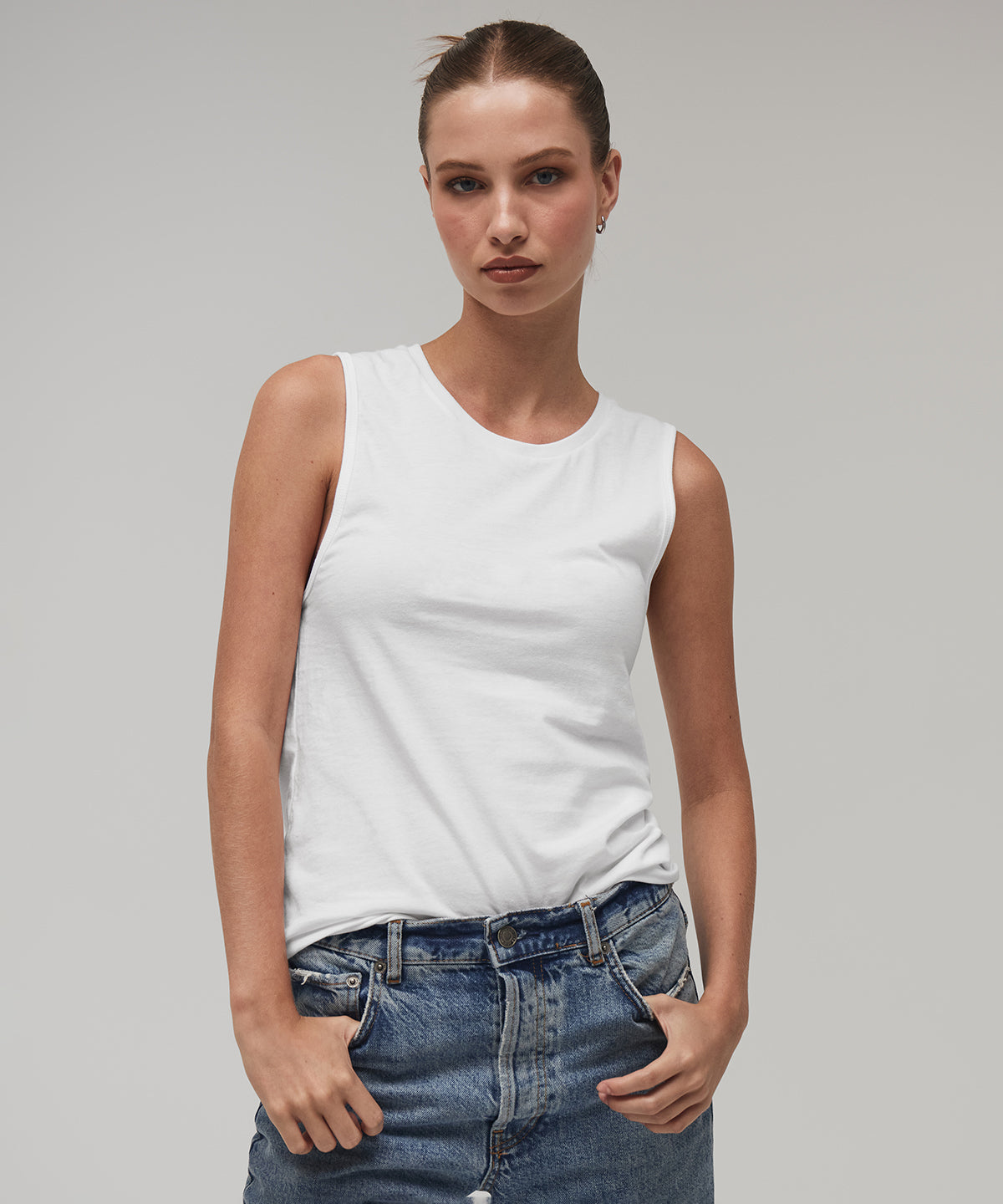 Vesti - Women's Jersey Muscle Tank