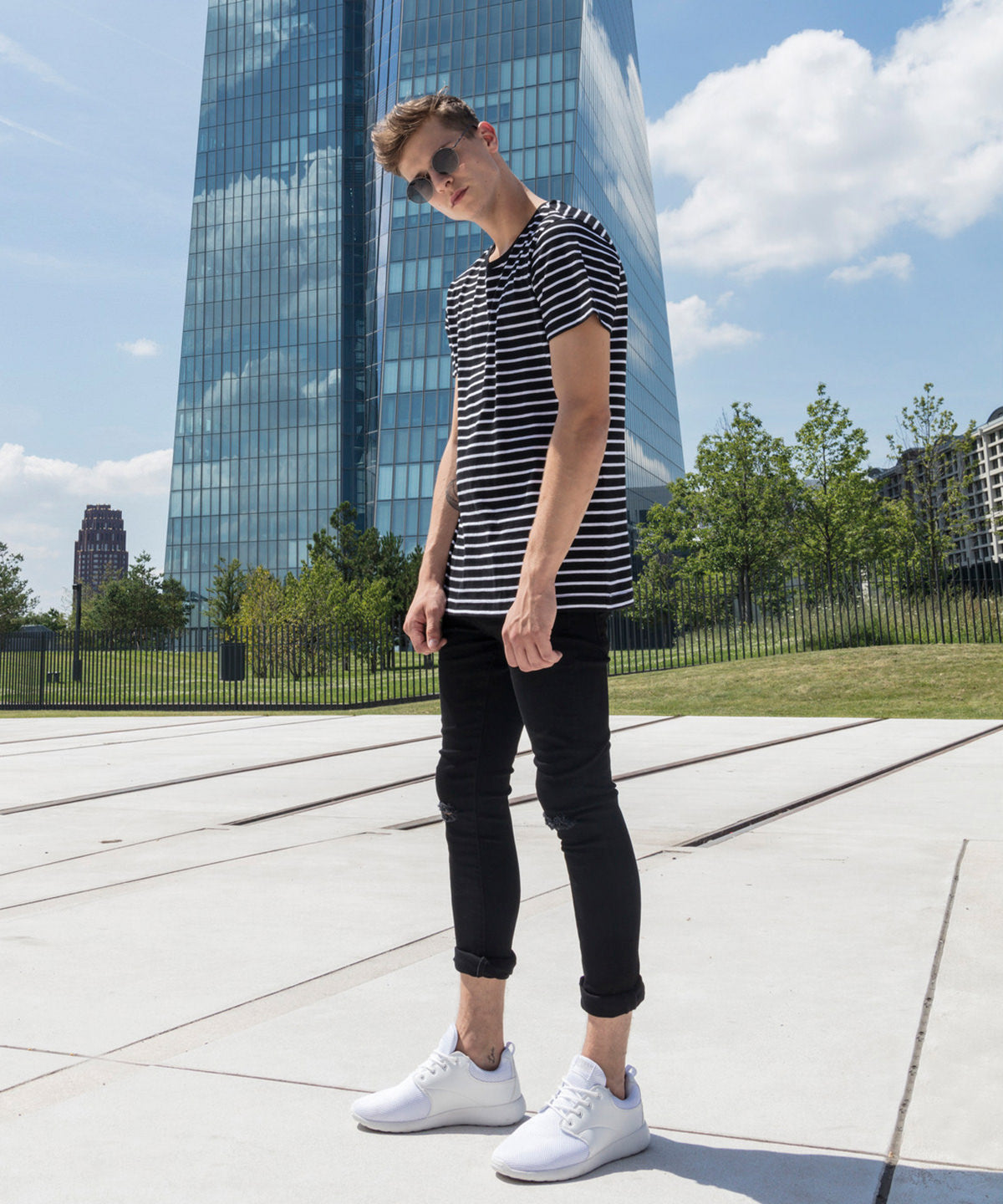 Stuttermabolir - Stripe Tee