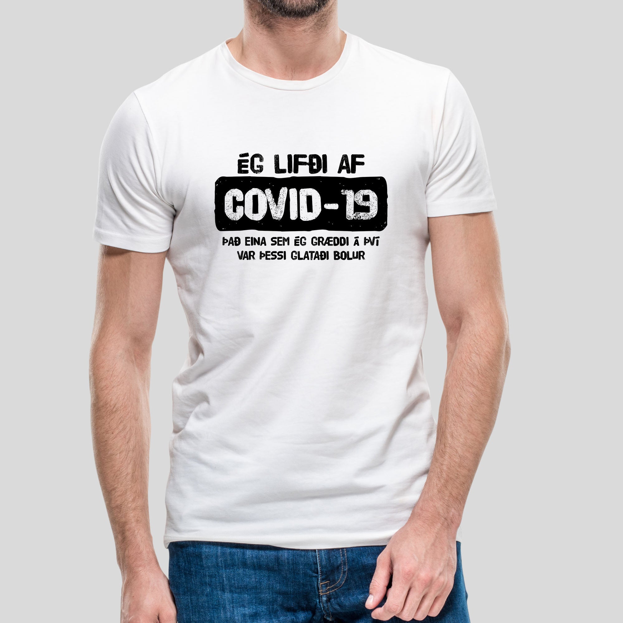 ÉG LIFÐI AF -COVID-19 - Hvítur bolur