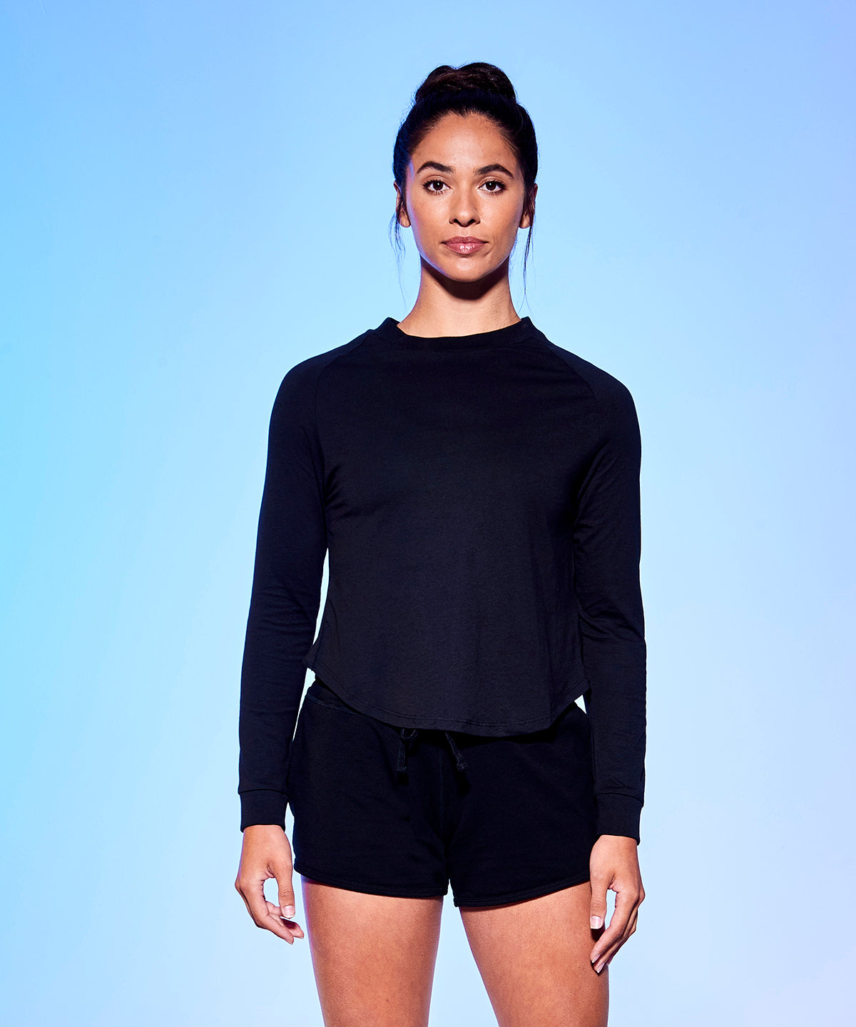 Stuttermabolir - Women's Cross Back Tee