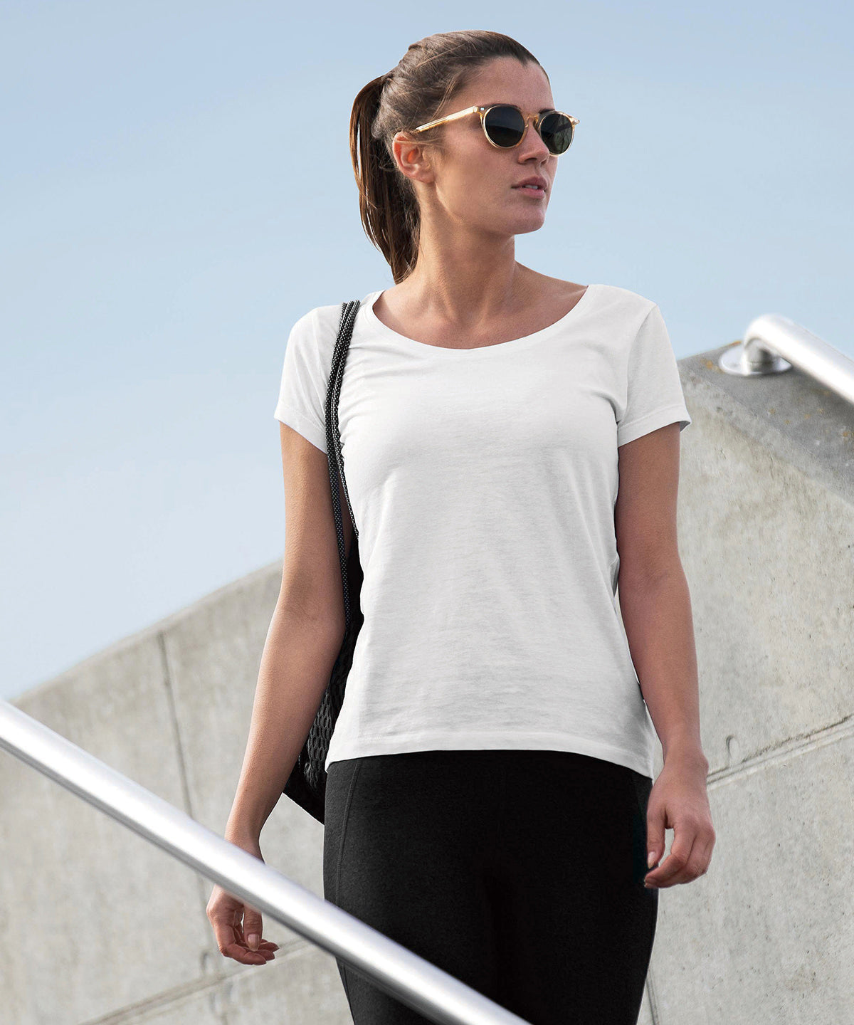 Stuttermabolir - Women’s Orlando – Soft Round Neck T-shirt