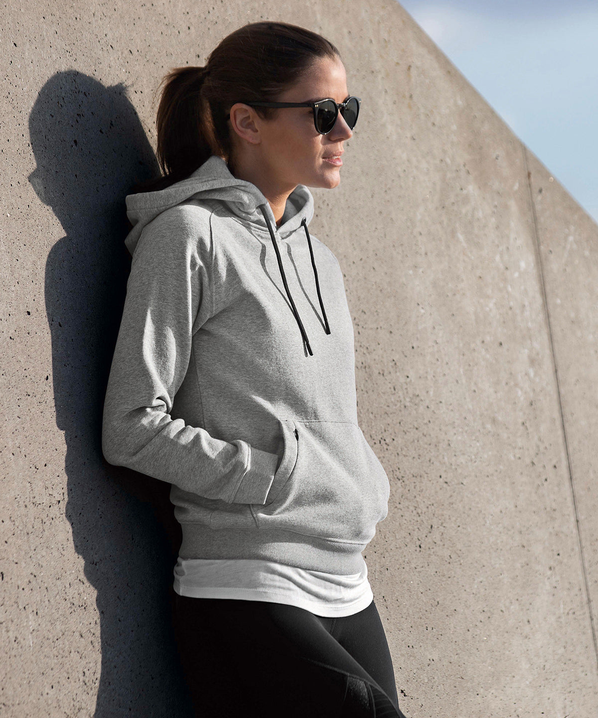 Hettupeysur - Women’s Fresno – Casual Hooded Sweatshirt