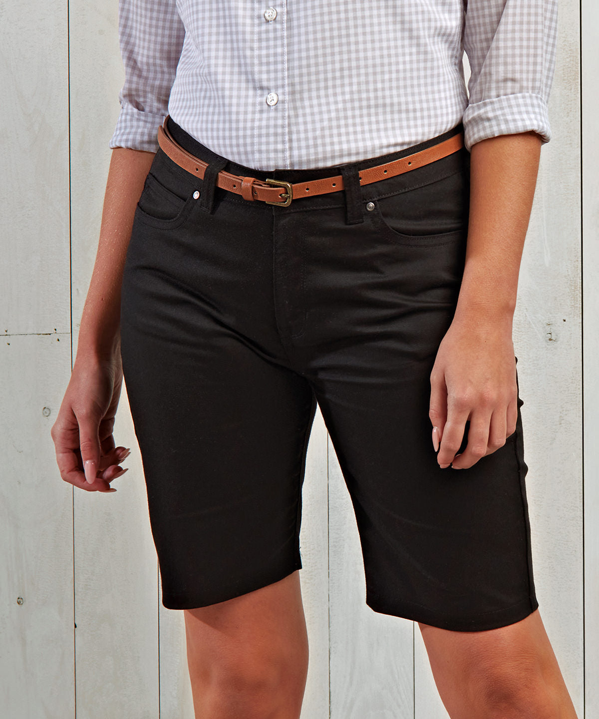 Stuttbuxur - Women’s Performance Chino Shorts