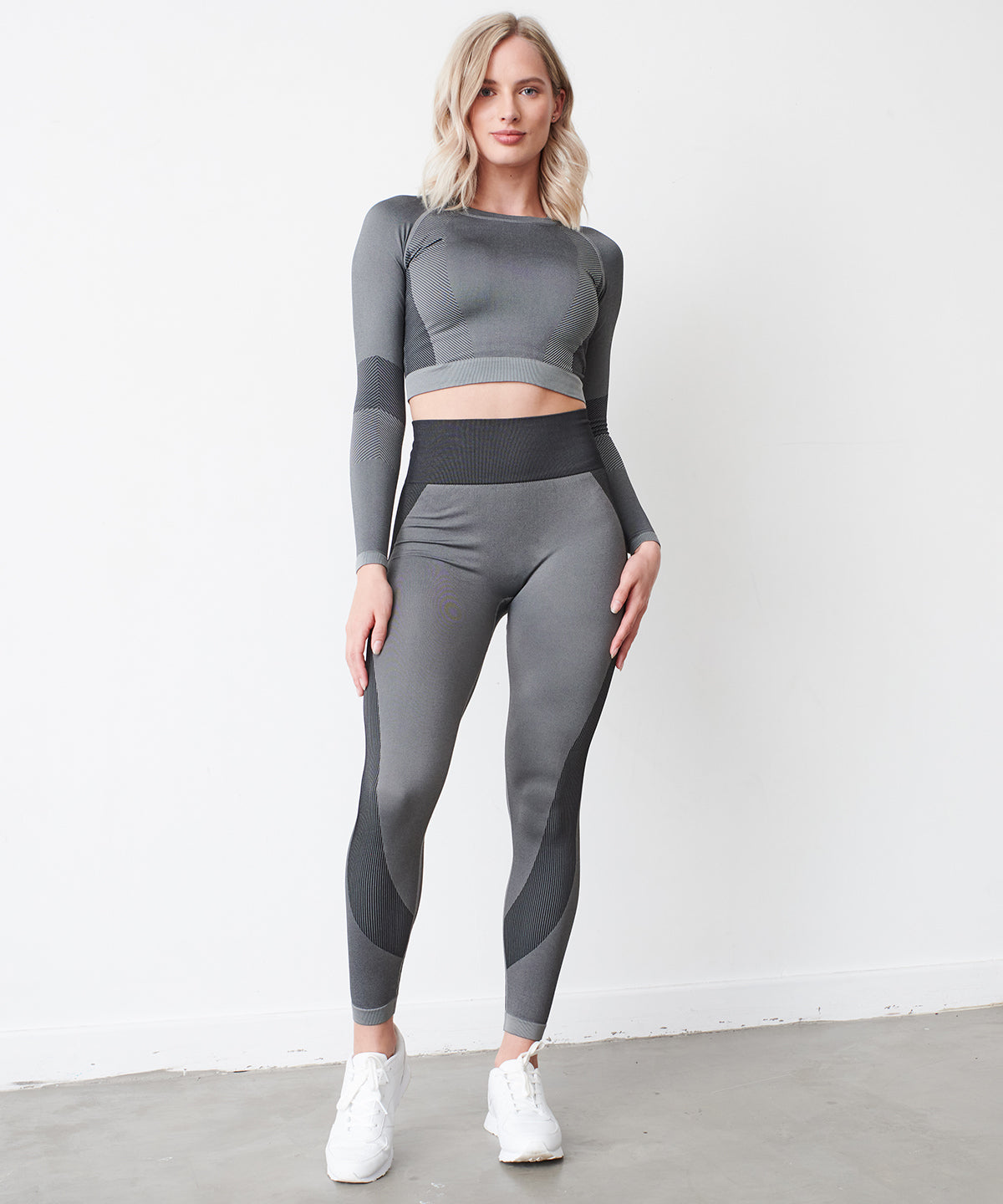 Leggings - Women's Seamless Panelled Leggings