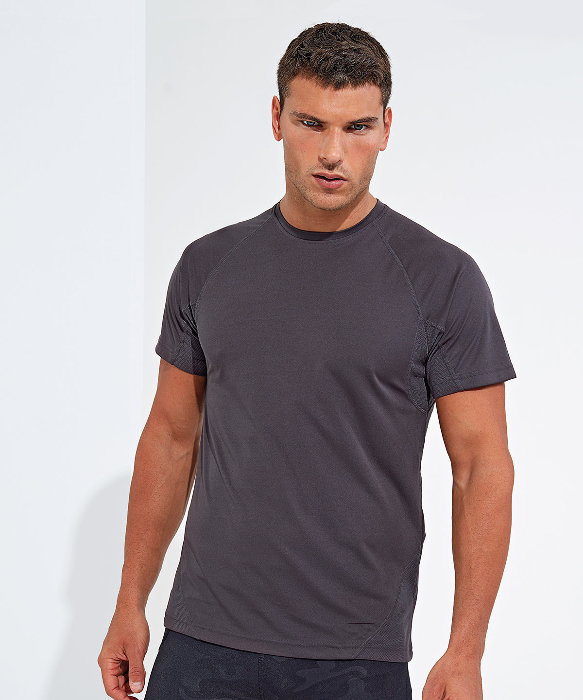 Stuttermabolir - TriDri® Panelled Tech Tee