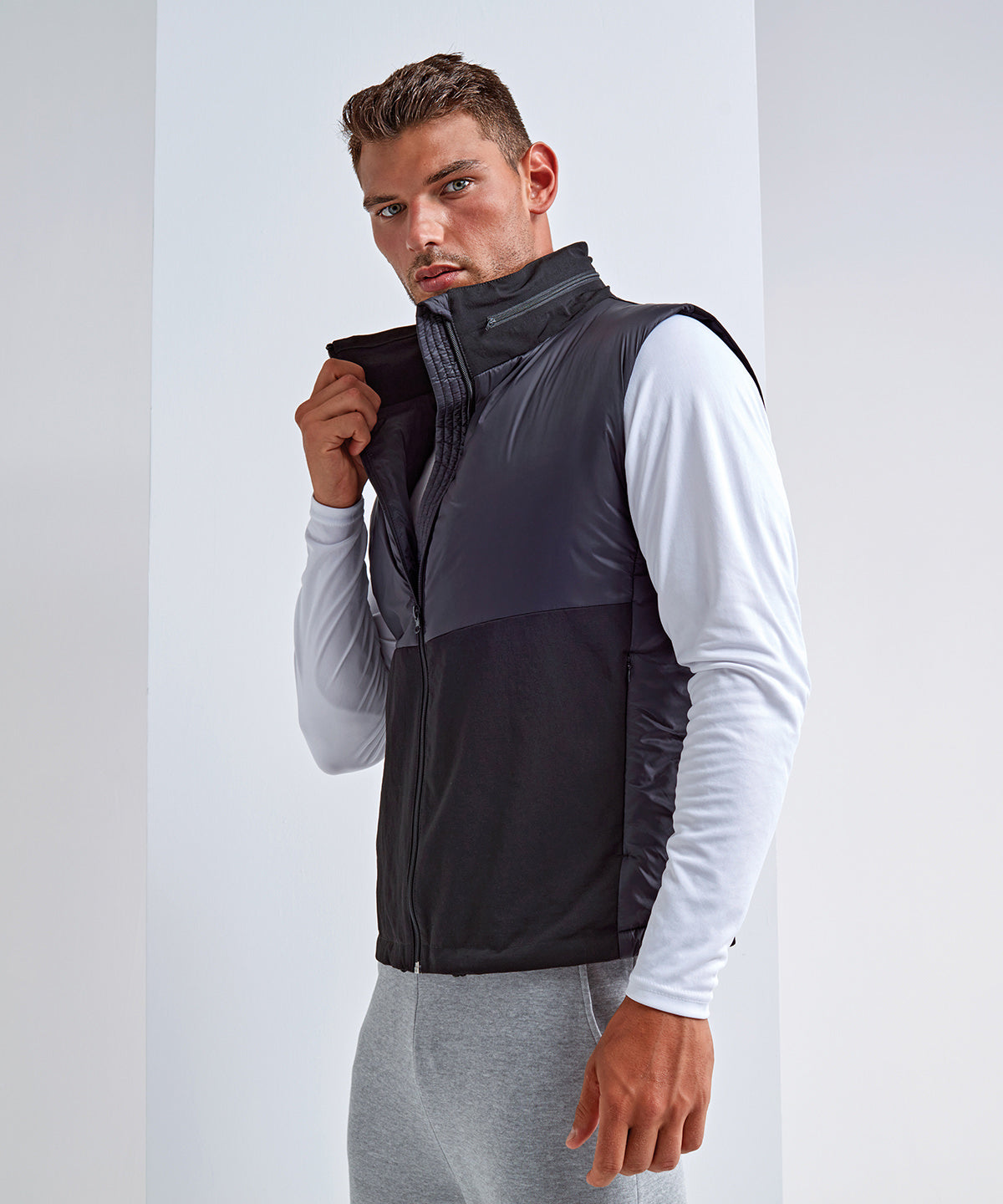 Vesti - Men's TriDri® Insulated Hybrid Gilet