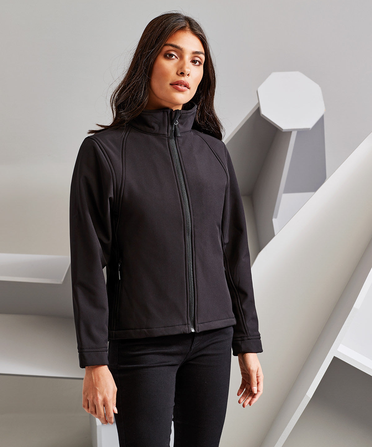 Jakkar - Women's Softshell Jacket